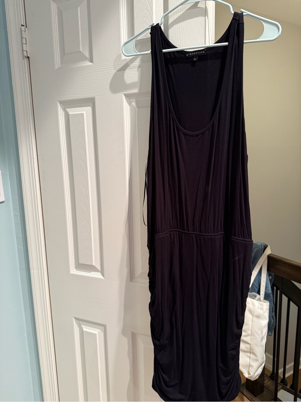 Gibson sleeveless black midi scoop-neck dress